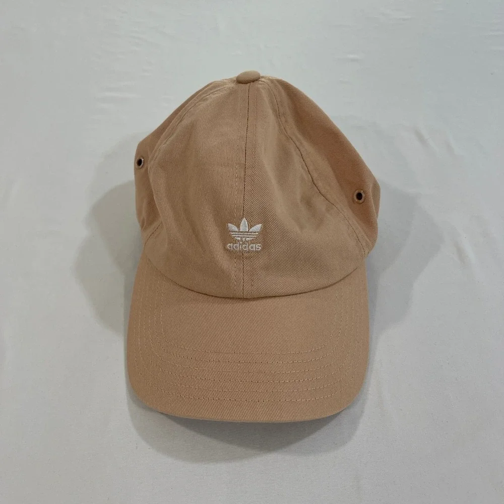 Adidas‎ Originals Trefoil Relaxed Dad Hat Unisex OSFM Tan Embroidered | Gorpcore